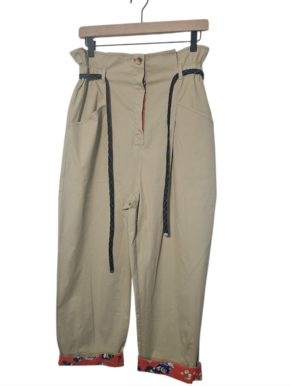 Anthropologie Milena Cropped Paperbag Women's Pants with Contrast Hem Size Mediu
